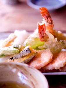 tempura de verduras y langostinos
