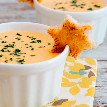 Crema de merluza crema de merluza, tomate y huevo