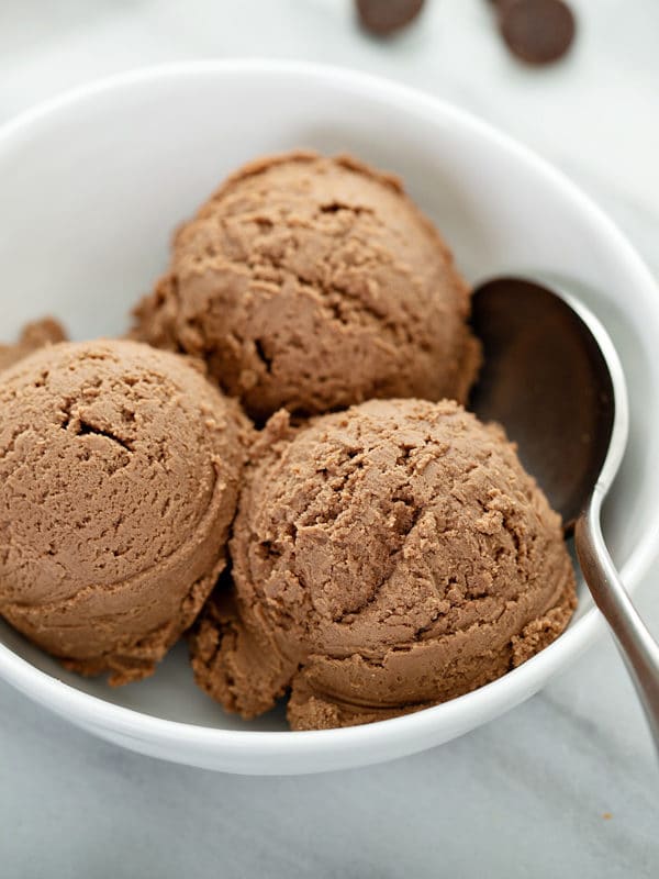 helado de yogur y chocolate receta