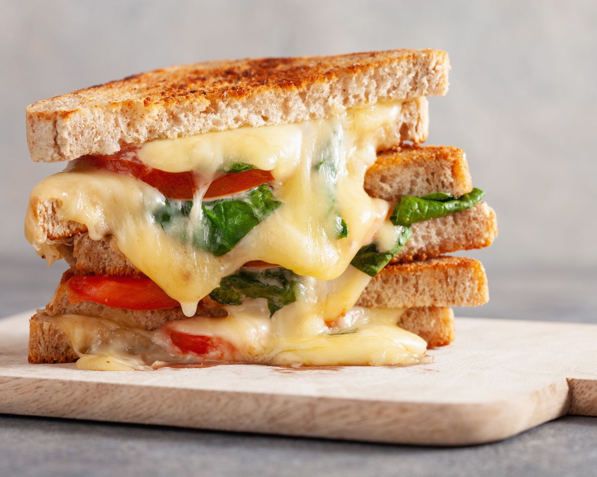 3-Käse-Sandwich mit dem Airfryer heissluftfritteuse
