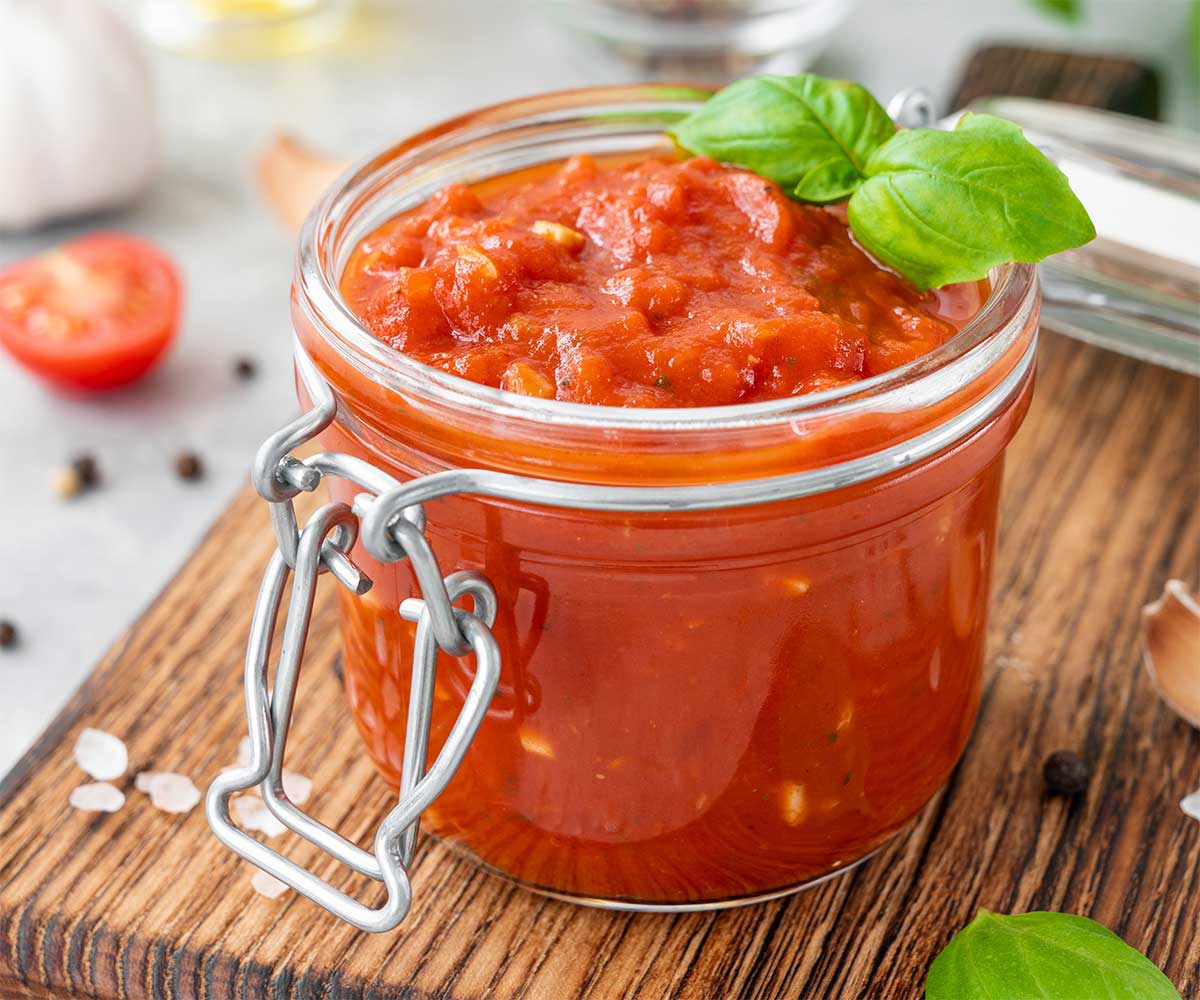 Salsa de tomate casera (4 recetas FÁCILES) - PequeRecetas