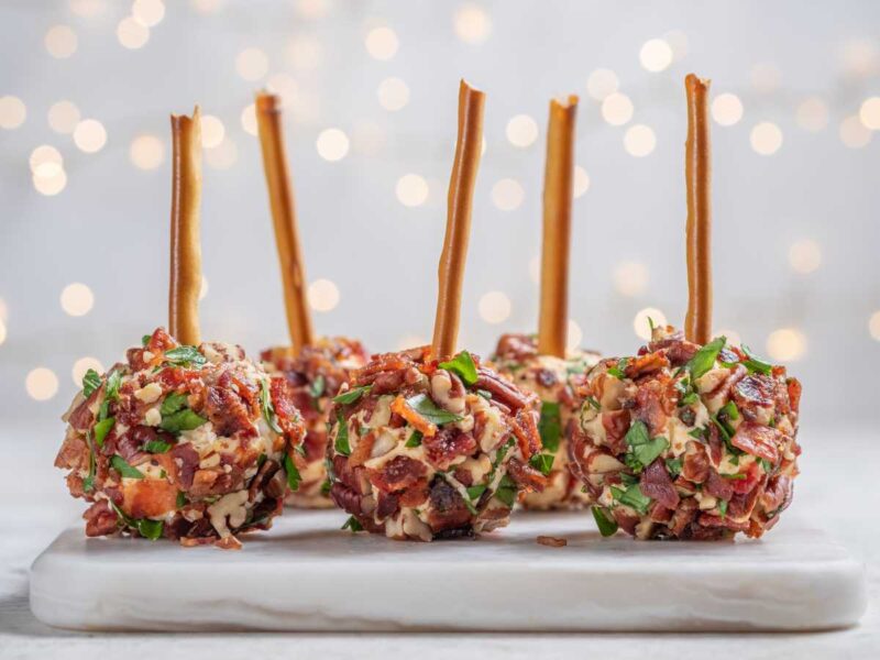 piruletas de queso aperitivo navidad ninos 30 recetas de Navidad fáciles para niños que funcionan siempre piruletas de queso aperitivo navidad ninos 30 recetas de Navidad fáciles para niños que funcionan siempre