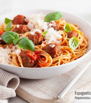 Como Hacer Spaghetti Con Albondigas