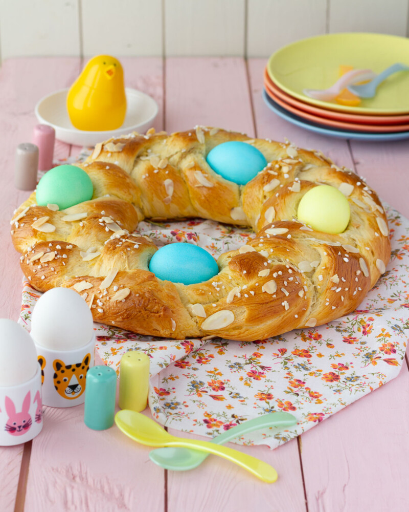 corona pascua osterkranz - Cómo hacer Corona de Pascua (receta tradicional) Corona de Pascua Osterkranz