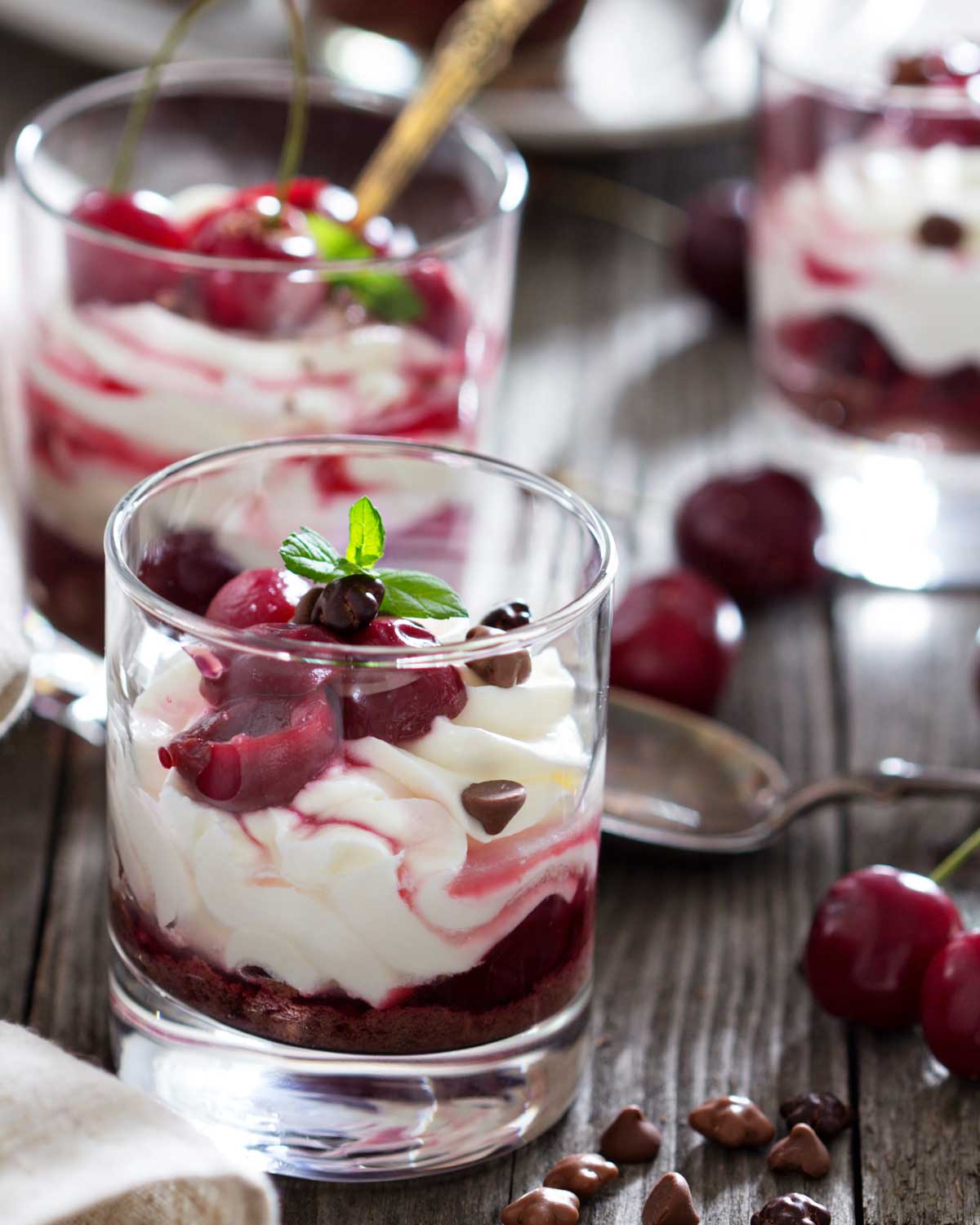 crema de queso con cerezas receta