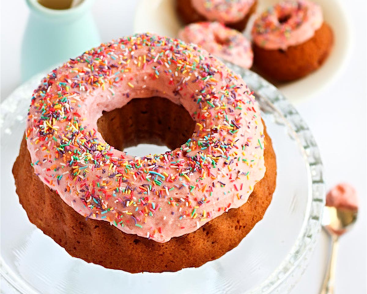 Tarta Donuts glaseada de cumpleaños