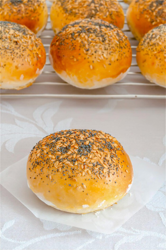 Pan de hamburguesa (cómo hacer pan de brioche para hamburguesas