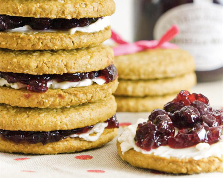galletas rellenas de mermelada