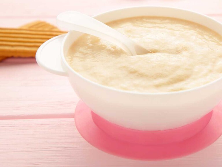 papilla de fruta con galletas