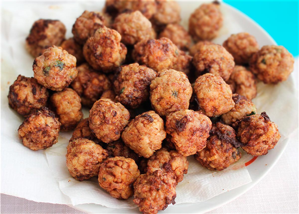 fried meatballs to make in sauce