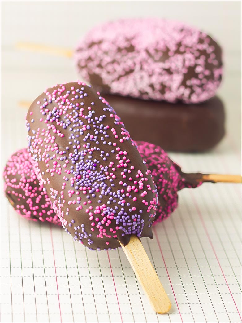 como hacer helados rellenos de bizcocho