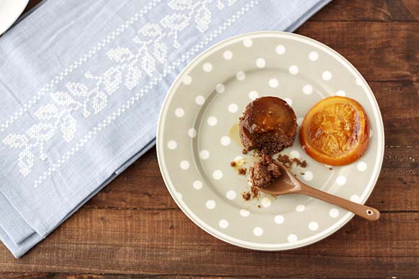 Flan de chocolate y naranja confitada 04