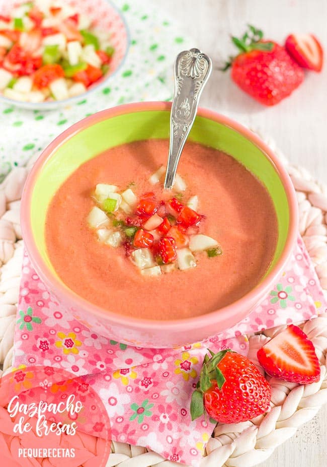 como hacer gazpacho de fresa