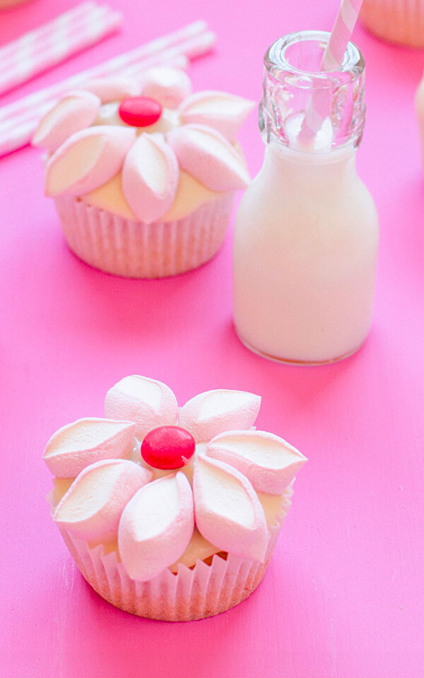 cupcakes para el Día de la Madre con forma de flor receta