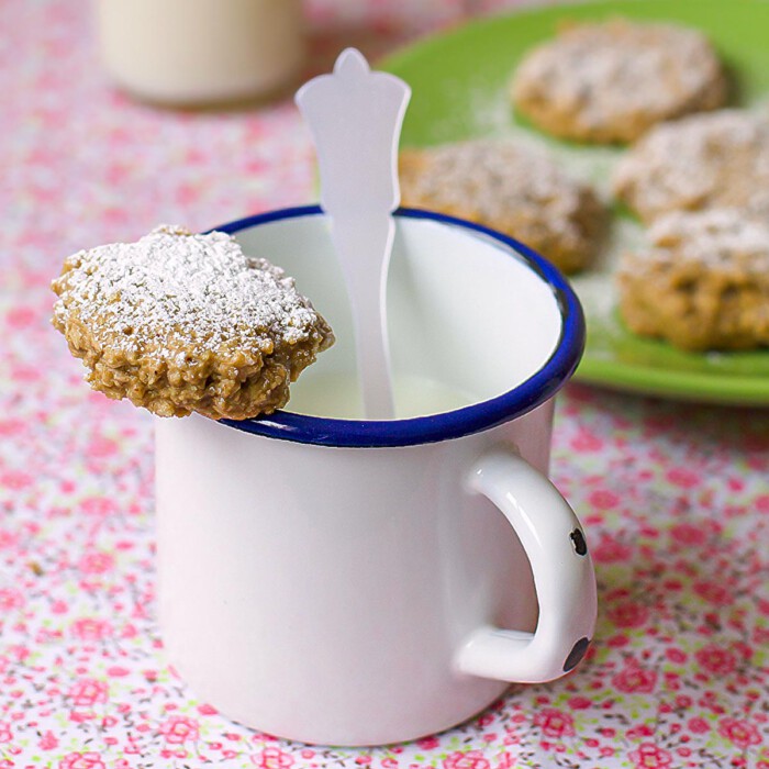 oatmeal almond cookies with vanilla recipe