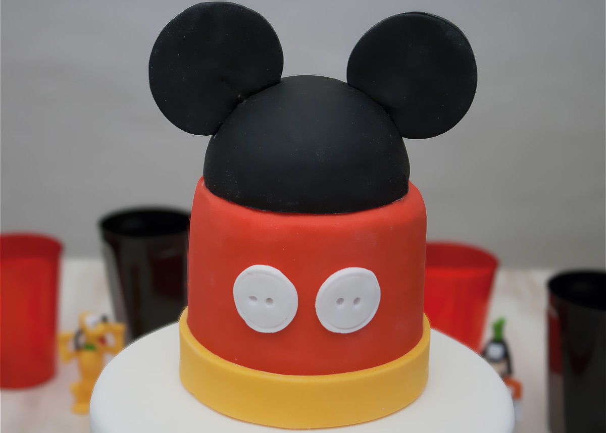 Tarta fondant de Mickey Mouse ¡paso a paso!