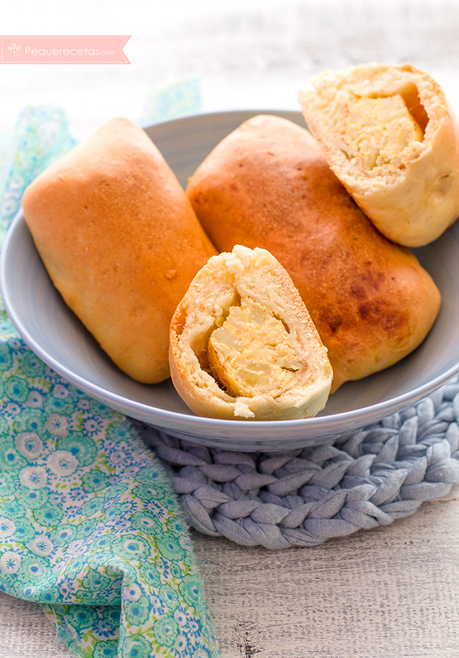 corte-bollitos-de-pan-rellenos
