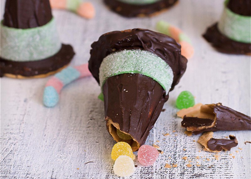 sombreros de bruja rellenos de chuches receta