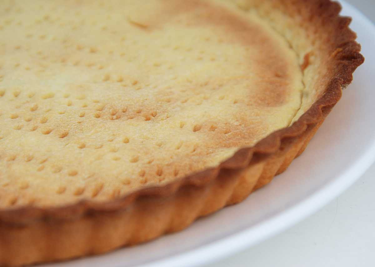 bake shortcrust pastry