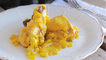 Pollo En Amarillo Con Cúrcuma Y Azafrán