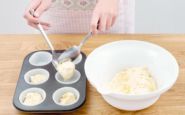 make cupcakes step by step