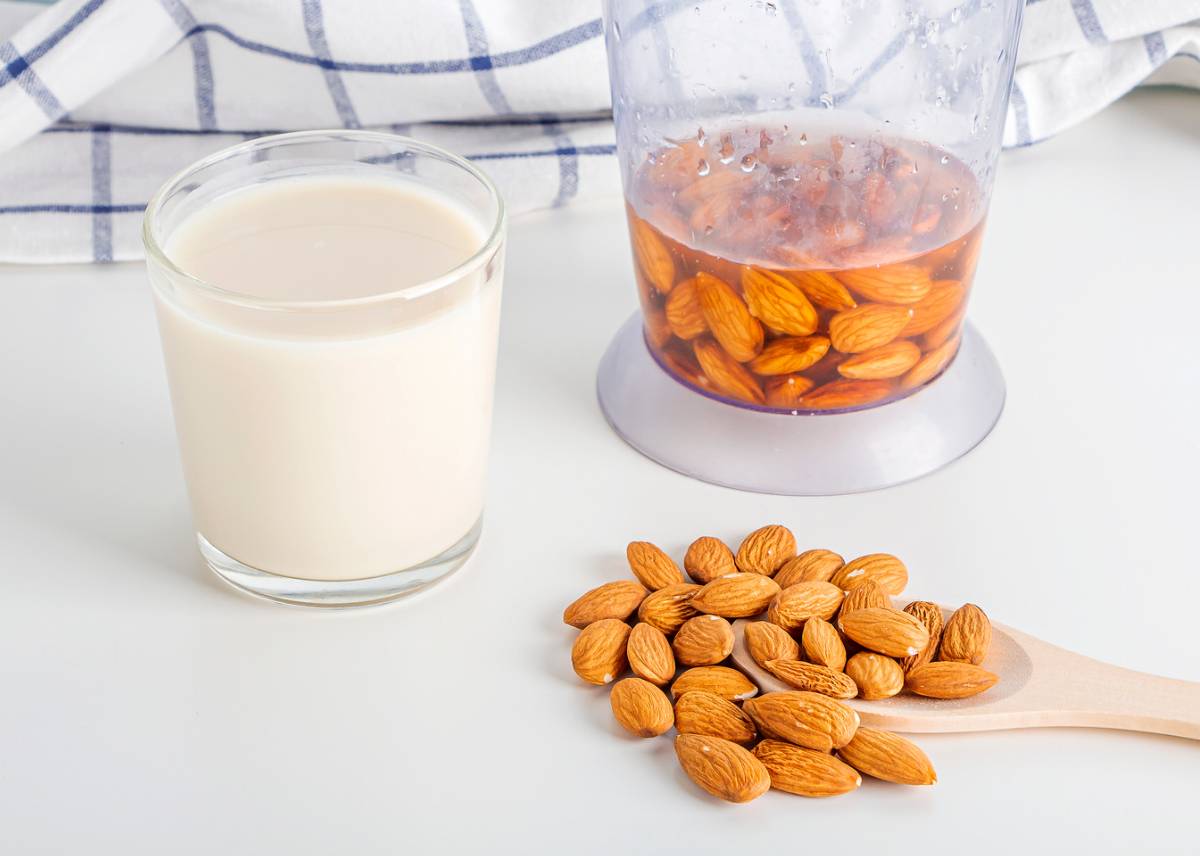 Leche De Almendras Casera