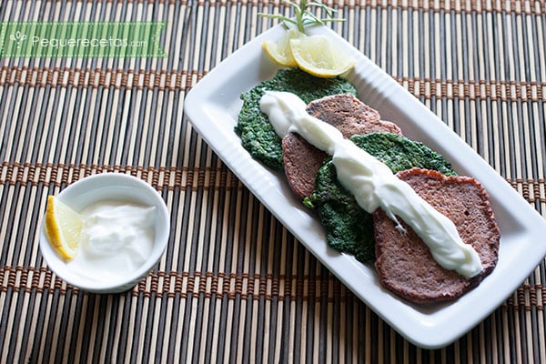 tortitas de remolacha y espinacas