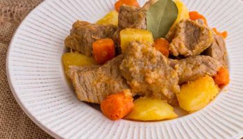 beef stew in beer with potatoes