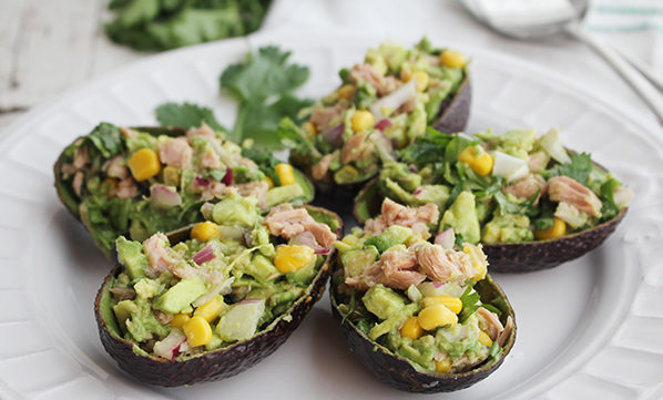 Aguacates rellenos de atun receta