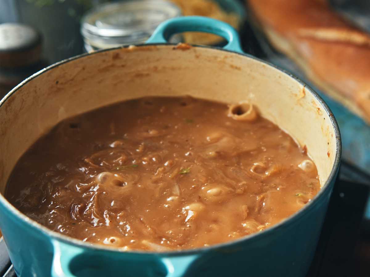 Cocinar Sopa De Cebolla - Sopa De Cebolla Francesa Gratinada Con Queso