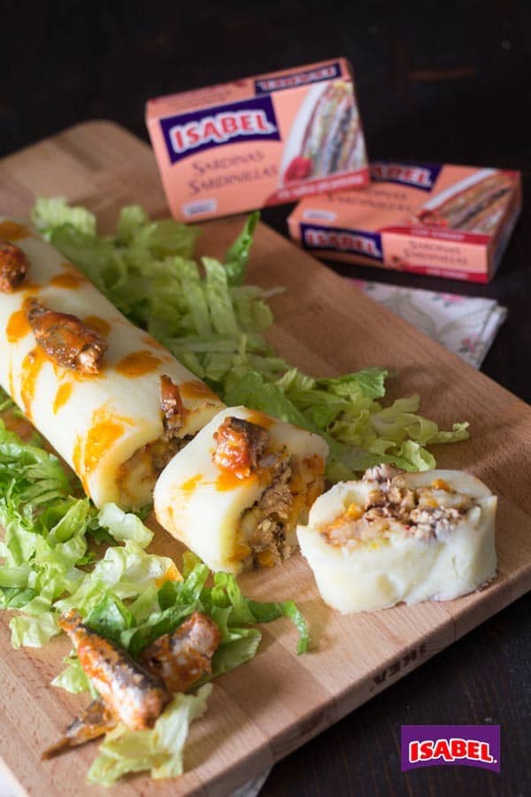 Brazo de patata con sardinas