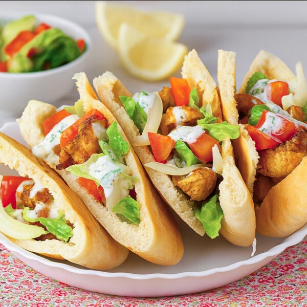 pan de pita relleno de pollo