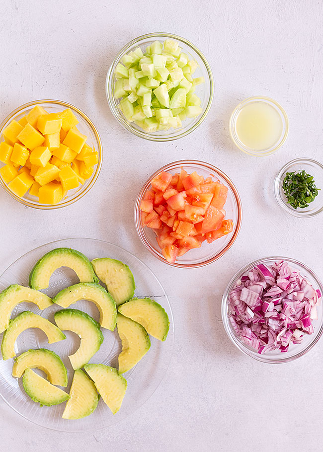 ingredientes ensalada de atún picados
