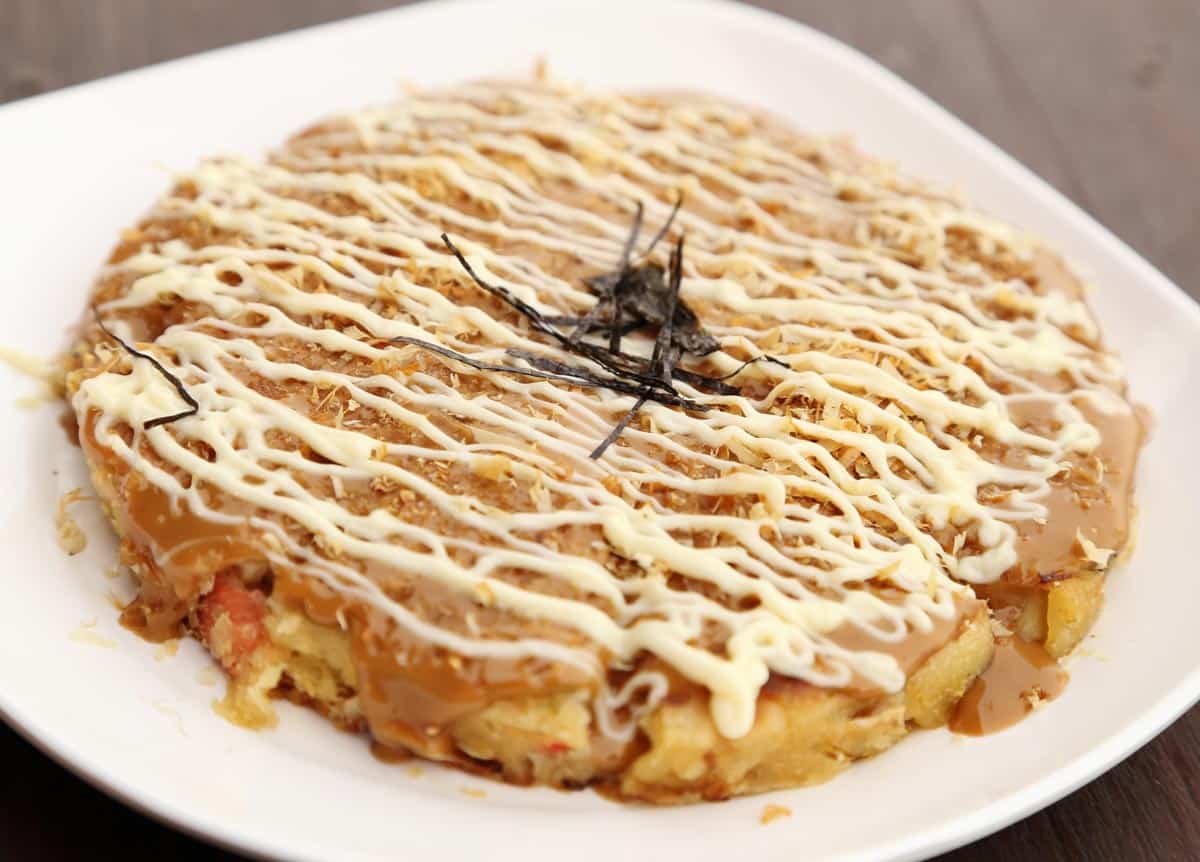 como hacer okonomiyaki o tortilla japonesa