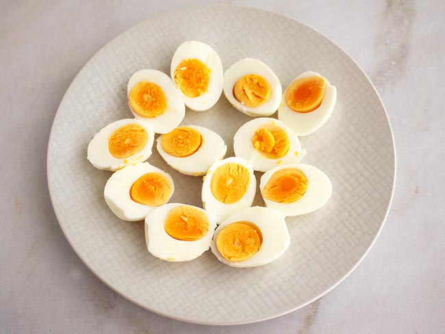 cocer huevos rellenos -