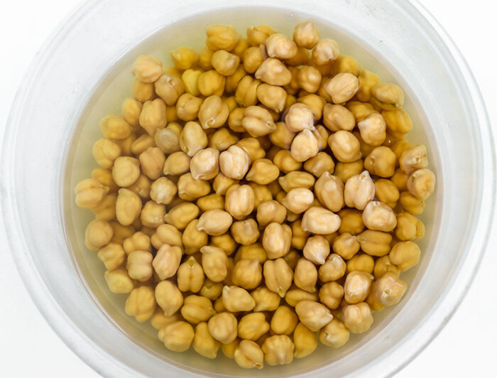 Cómo cocer garbanzos (receta tradicional o en olla express) PequeRecetas