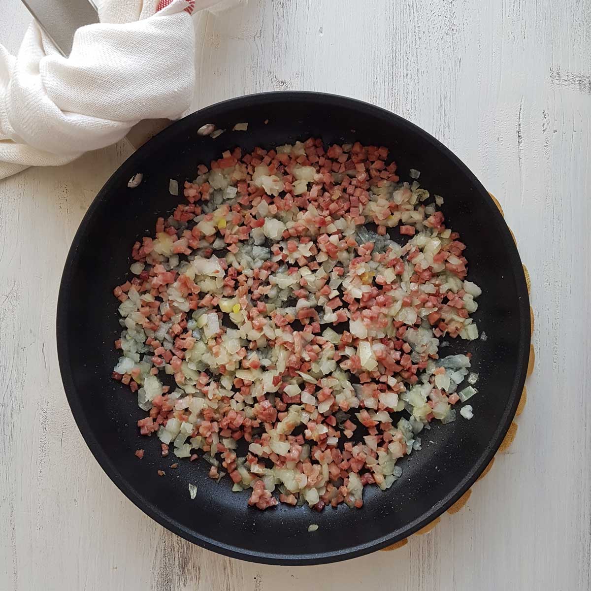 vieiras a la gallega rellenas con jamón y tomate