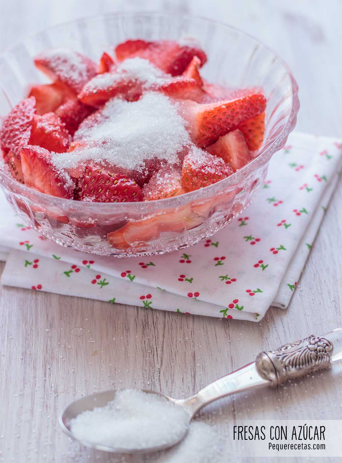 strawberries with sugar