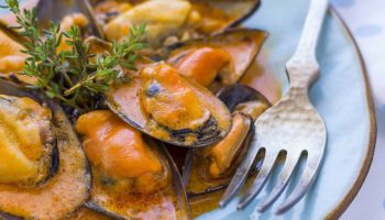 curry mussels with coconut milk thai recipe