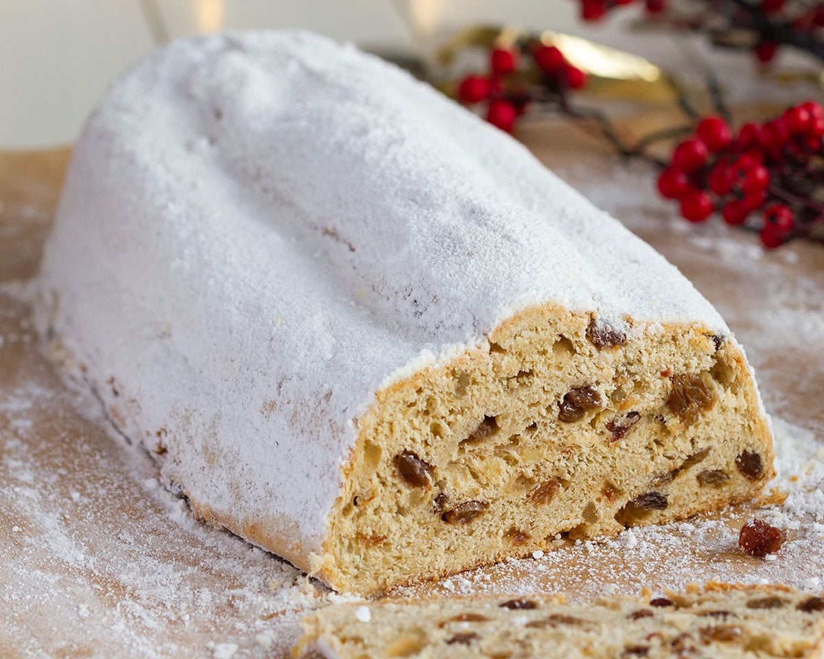 Stollen pan alemán con pasas