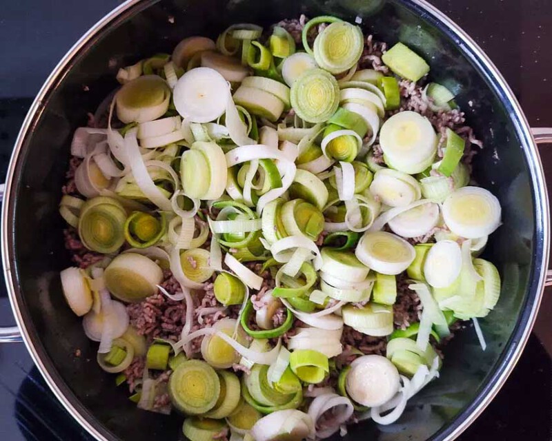 como hacer sopa de puerros - Sopa de puerros y queso con carne picada (receta fácil y rápida) Como hacer sopa de puerros y queso