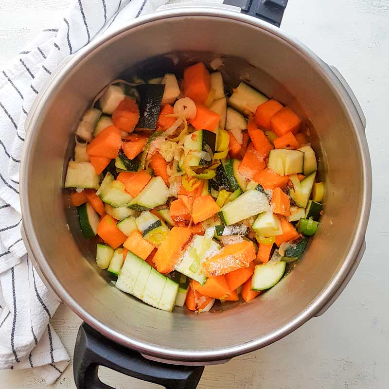 ingredientes crema de calabaza y calabacin