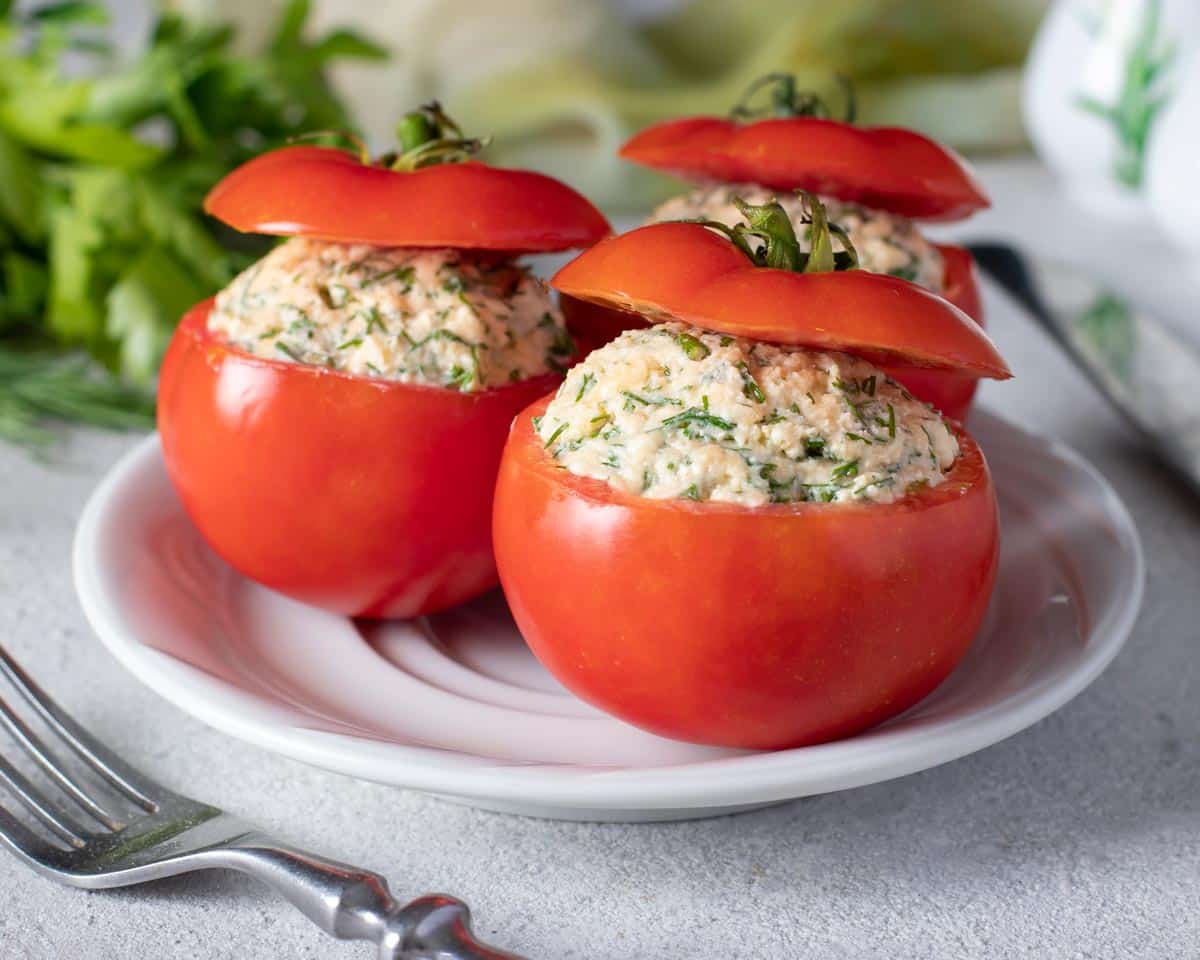 Tomates Rellenos De Queso