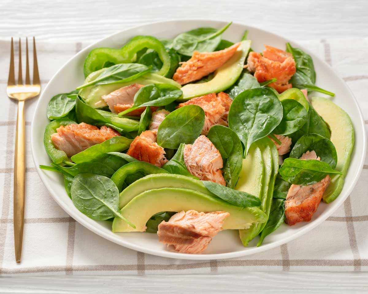 Ensalada De Espinacas Con Salmon Y Aguacate