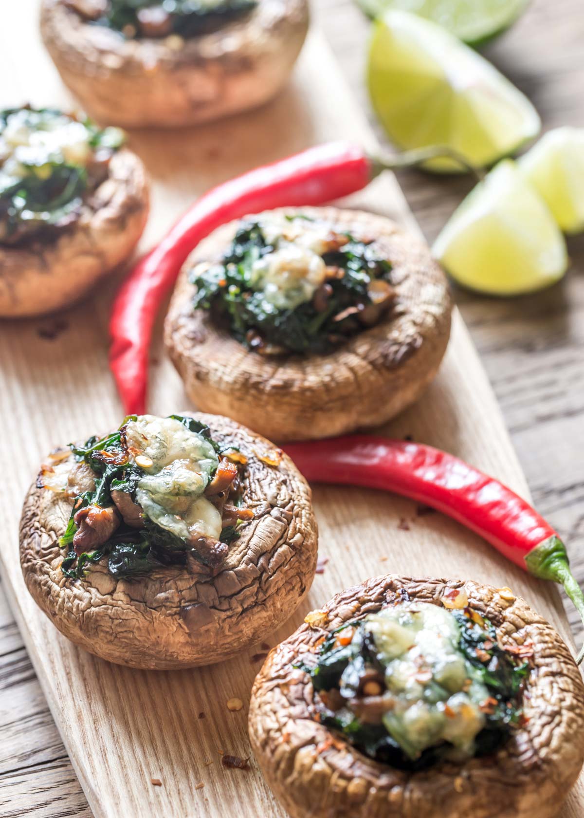 champiñones al horno rellenos de espinacas y queso