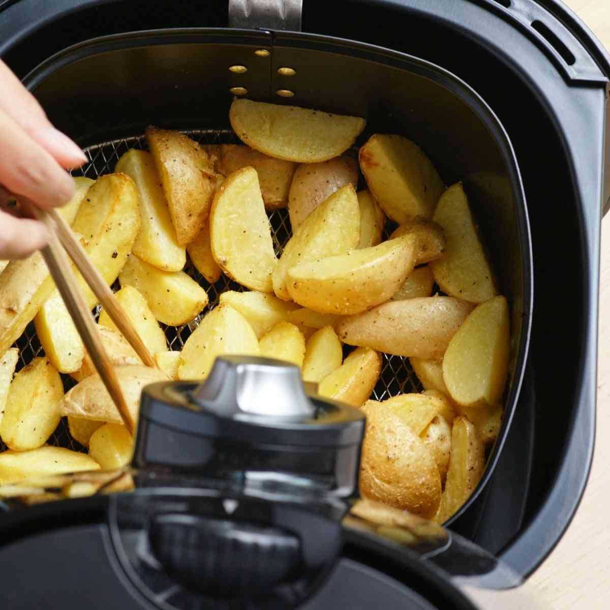 patatas gajo fritas en airfryer o freidora de aire