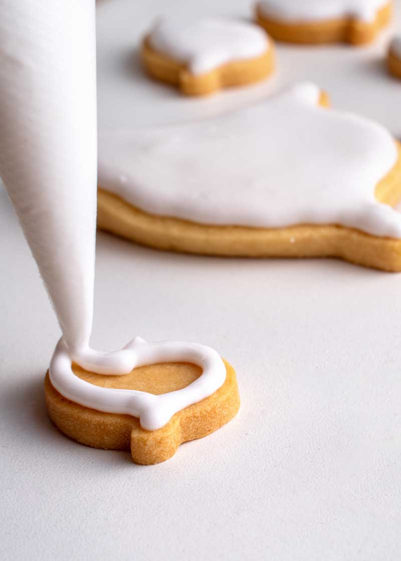 decorar galletas de fantasma con glasa real