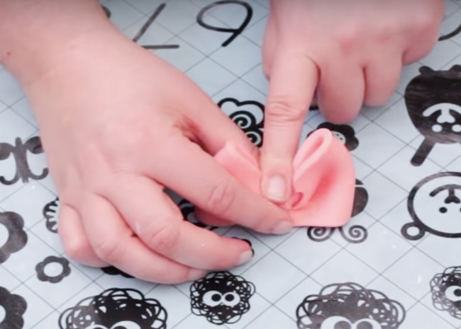 lazo de fondant rosa