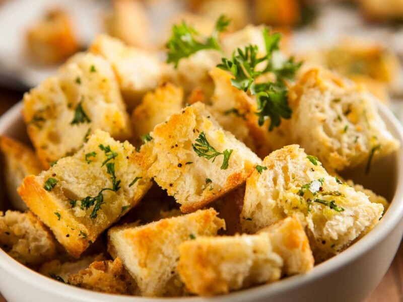 picatostes o croutons caseros receta