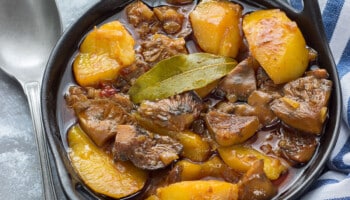 Niscalos stew with potatoes recipe